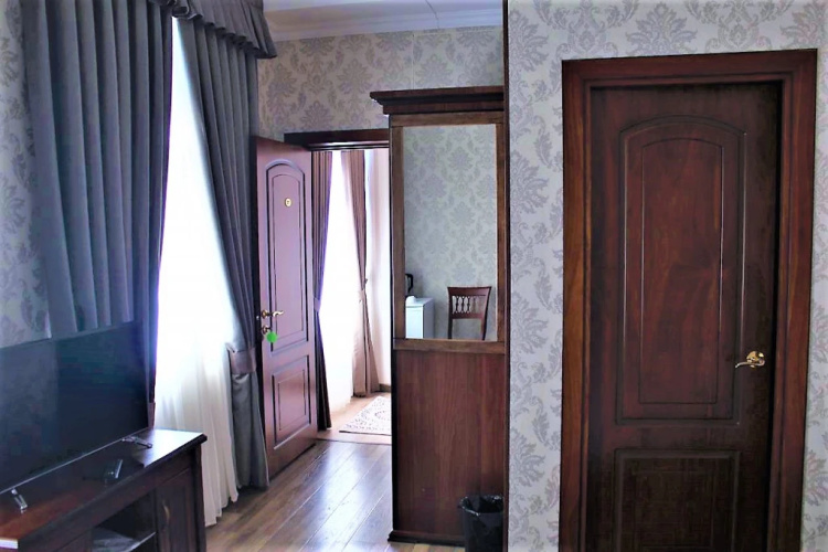 Ridvan Plaza Hotel