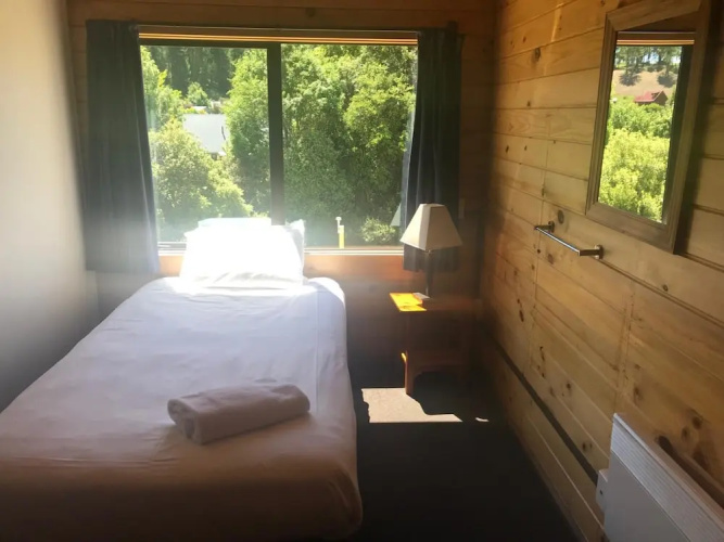 Altamont Lodge