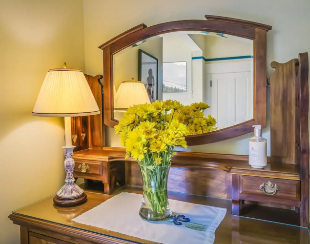 Iris Inn