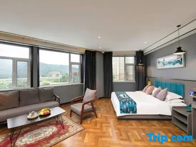 Deluxe Double room with view