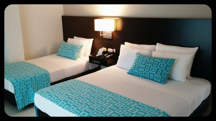Hotel Manantial