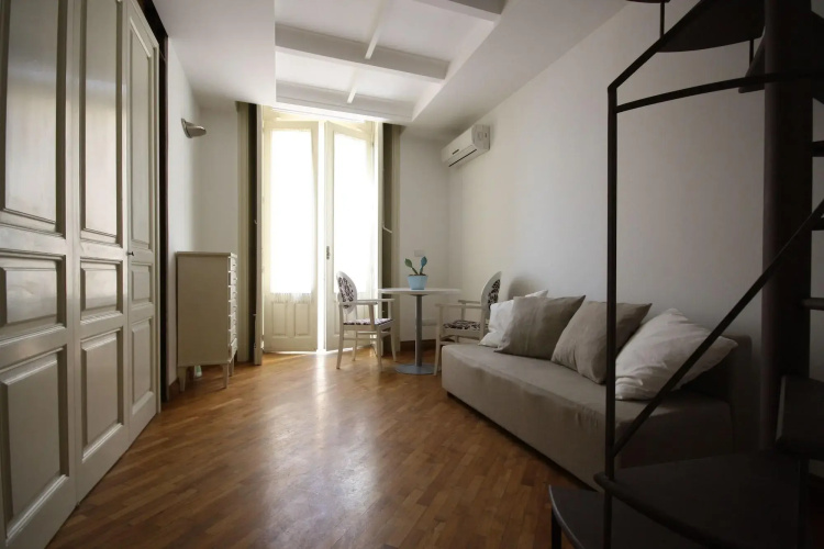 Ferrini Home Residence 150