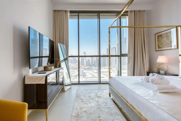 3205 Downtown Views