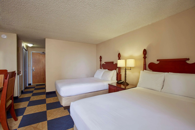 Ewa Hotel Waikiki