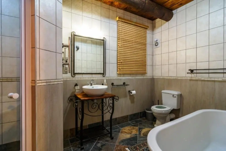 Deluxe Family Suite
