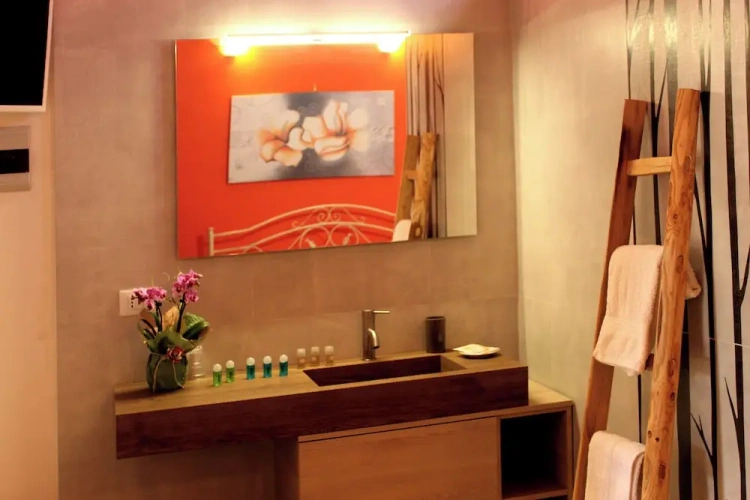 Standard Suite