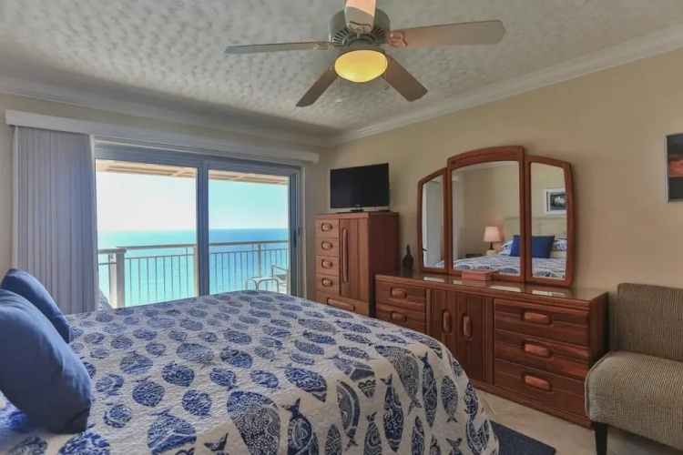 Destin Towers 143