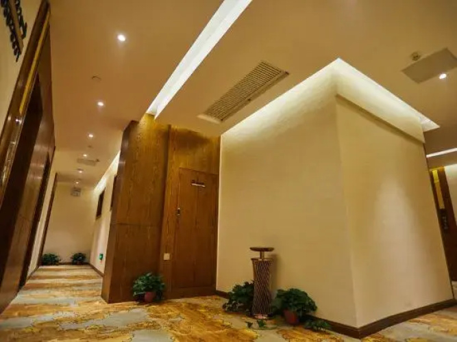 Fuyang aikewei Hotel