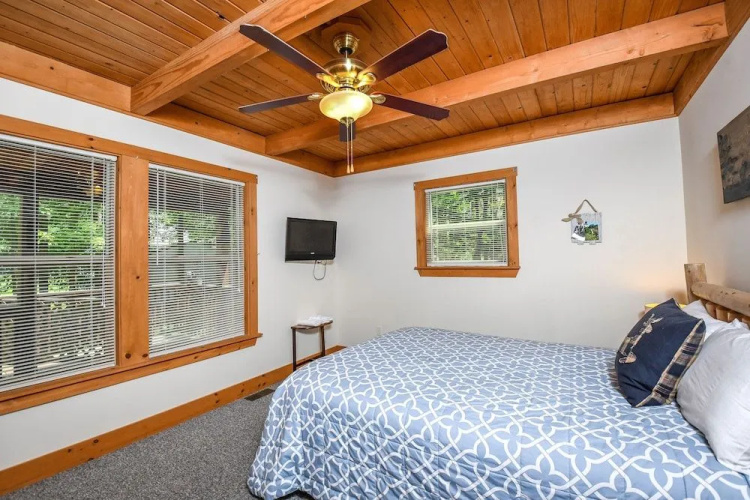 Howling Wolf Den by Taylor Made Deep Creek