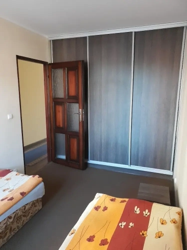 2 Bedrooms Business Apartment with courtyard view