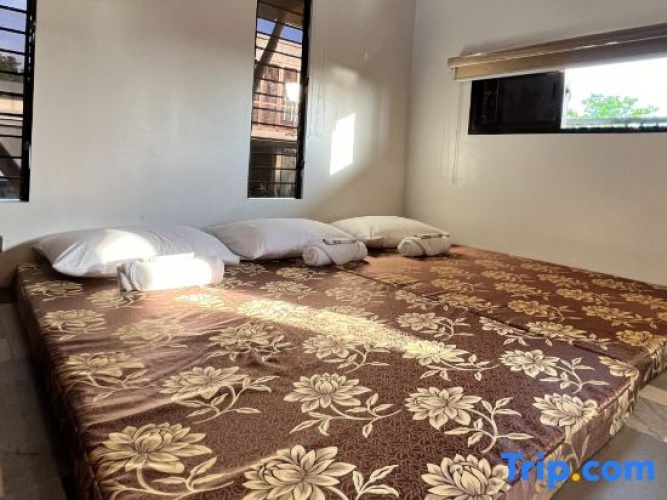 Deluxe Suite with garden view