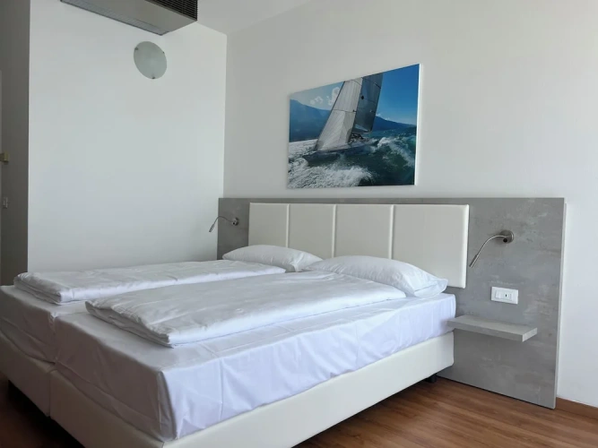 Standard Twin room with balcony and with mountain view