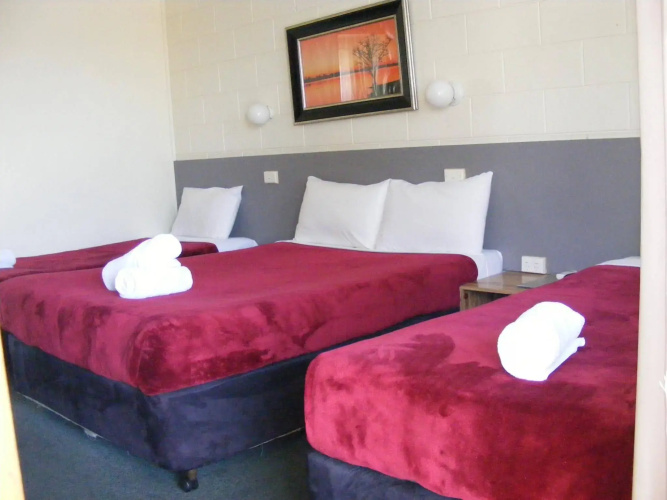 Motel Lodge