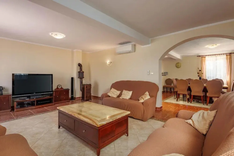 Pool Villa Divina in i an