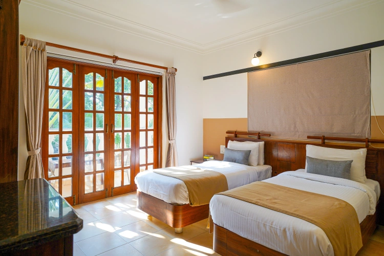 Deluxe Twin room