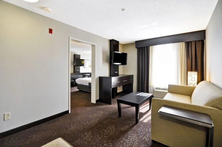 1 Bedroom Double Suite