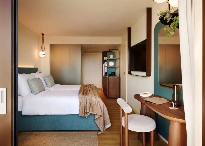Standard room with balcony and with sea view