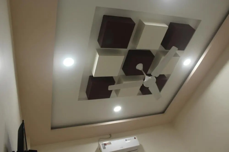Hotel Radhika Inn