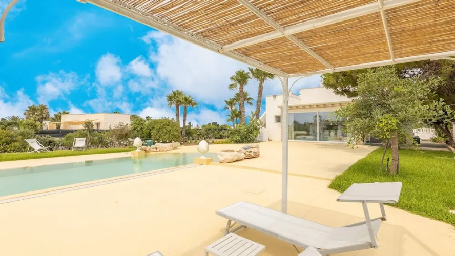Villa Eriberto - Pool 3 Bedrooms 8 Sleeps