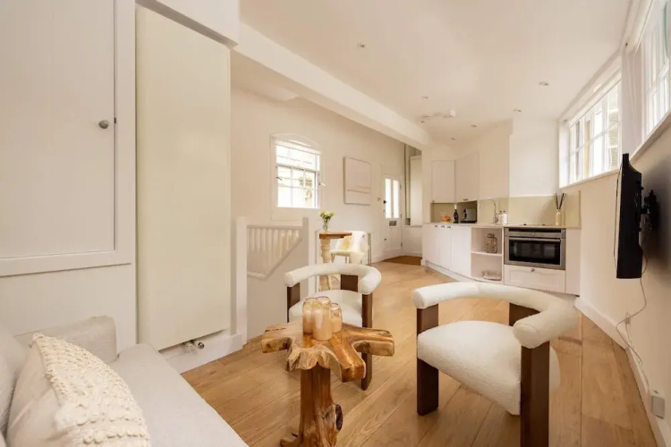 Charming One-bedroom Retreat in Historic Bath
