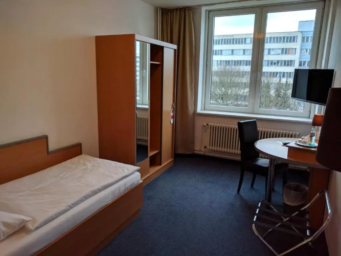 Standard Single room