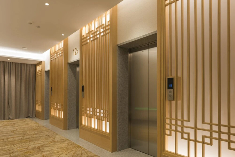 Le Moment City Resort Hotel
