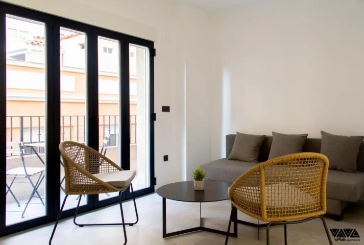 2 Bedrooms Apartment