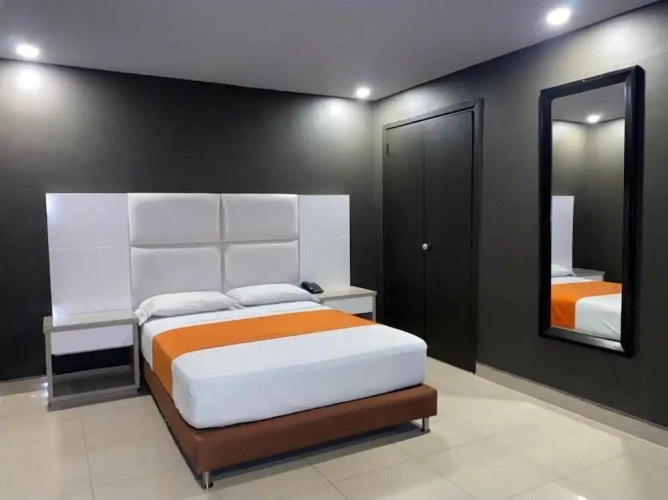 Hotel Latino