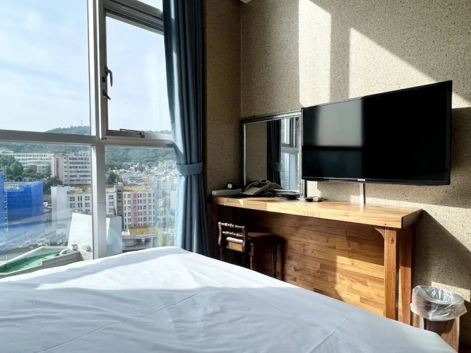 Premier Triple room
