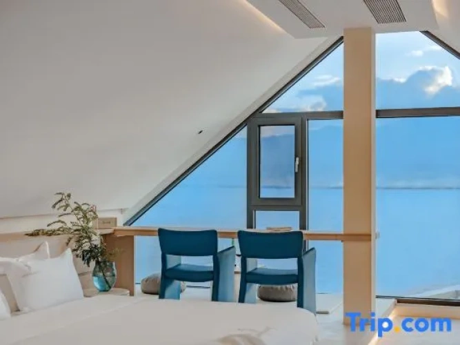 Deluxe Double room with sea view