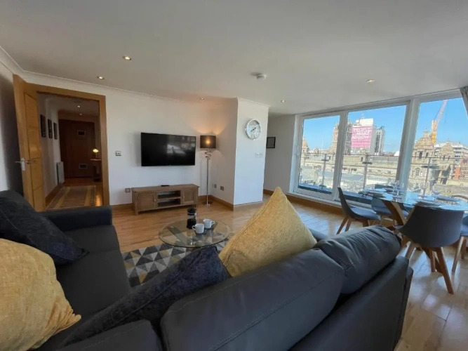 1 Bedroom Penthouse Apartment