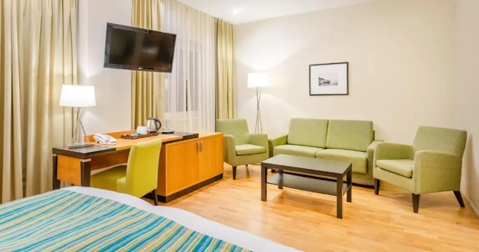 Standard Family room with view