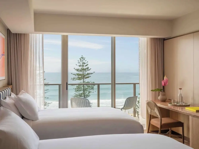 Standard Twin room with balcony