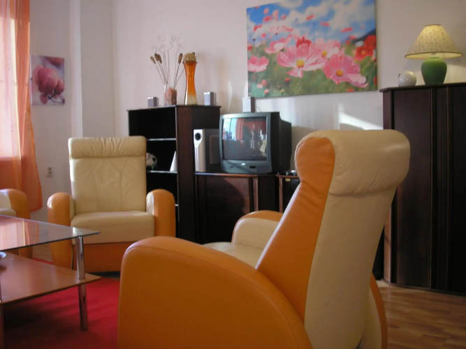 Apartment Accommodation up to 17