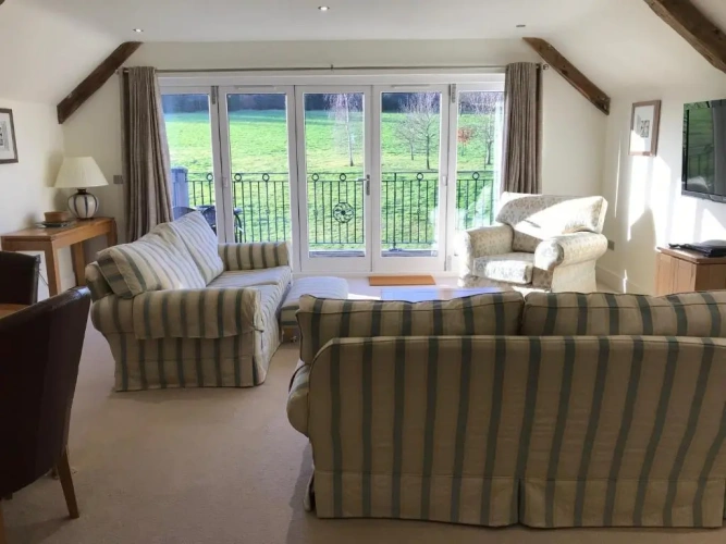 1 Bedroom Double Apartment with garden view