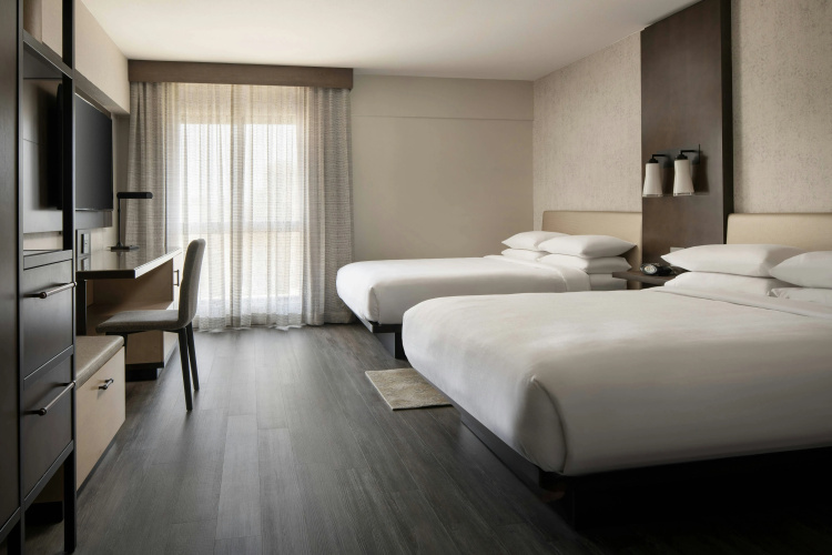 Marriott Riverside At The Convention Center photo 6