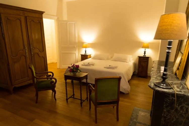 Deluxe Suite