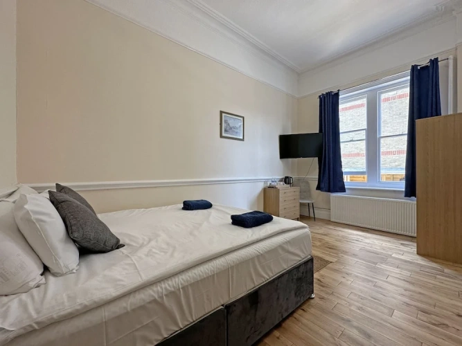 Superior Double room with city view