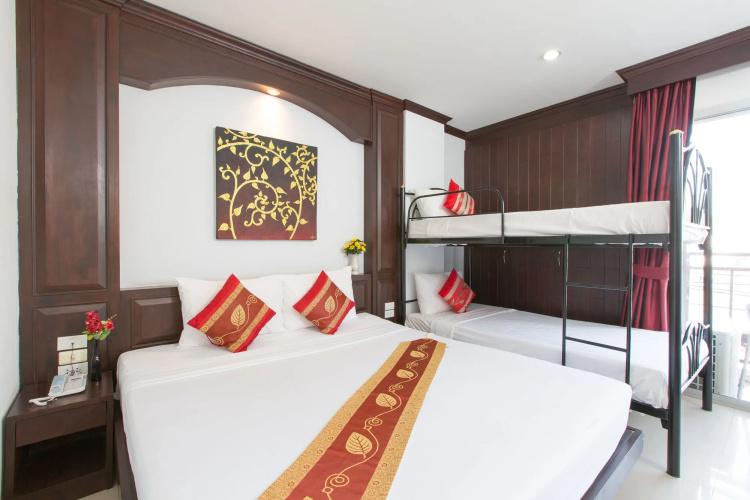Patong Buri Hotel