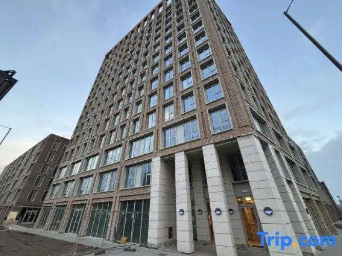 Stylish apartment in central Birmingham, with Parking