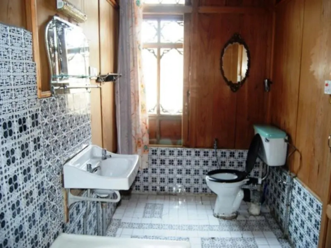 Howrah Houseboat