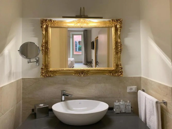 Opera Relais de Charme