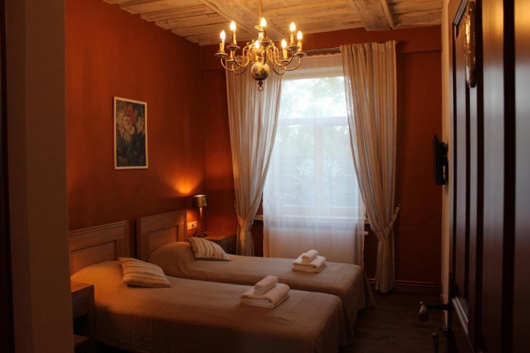 Standard Double room with courtyard view