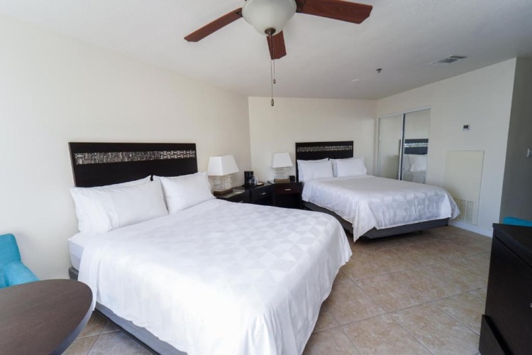 Holiday Inn Resort Grand Cayman photo 10