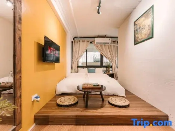 Bed in Dorm