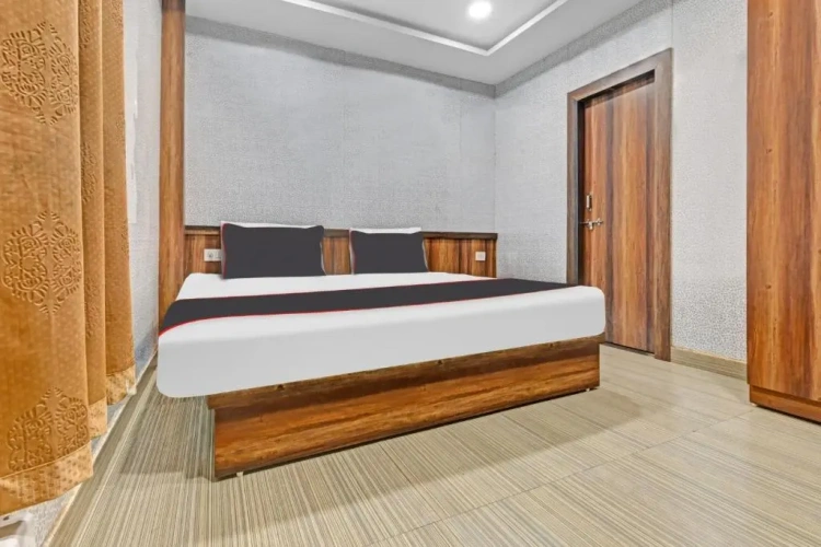 Classic Triple room