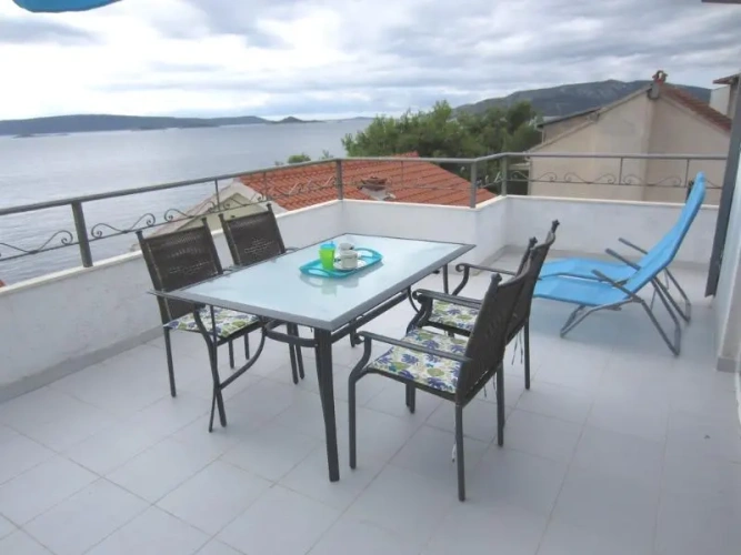 2 Bedrooms Apartment with balcony