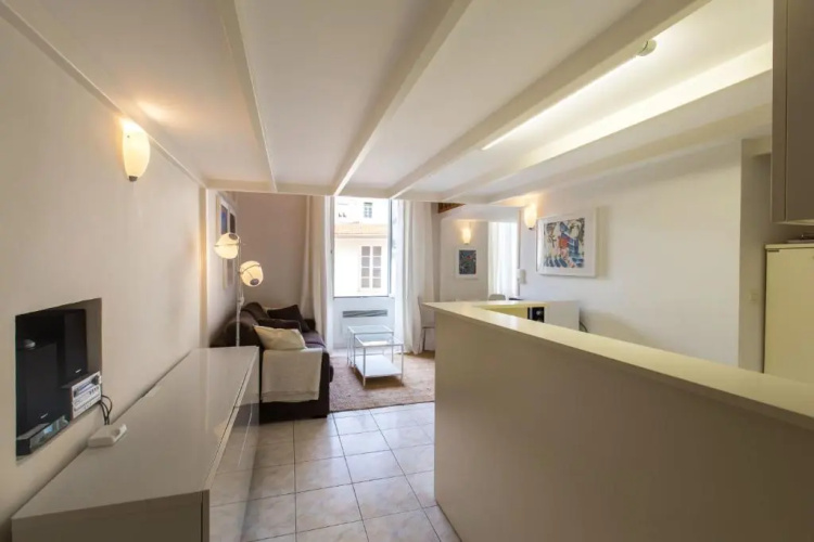 SUEDE PROMENADE Duplex apartment at 1 min from the sea 2 baths