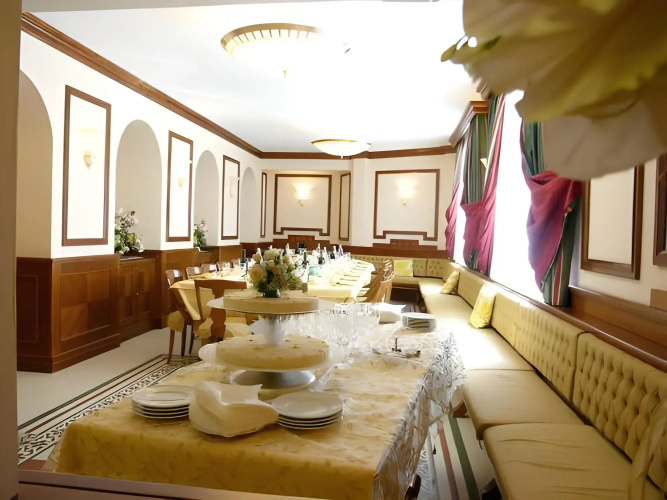 Hotel Acqui