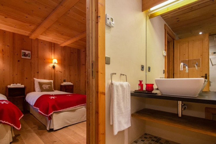 Le Chalet aux Bois